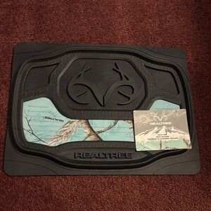 Realtree Black and Teal Utility Mat